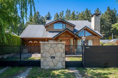 Casa Patagónica con Pileta