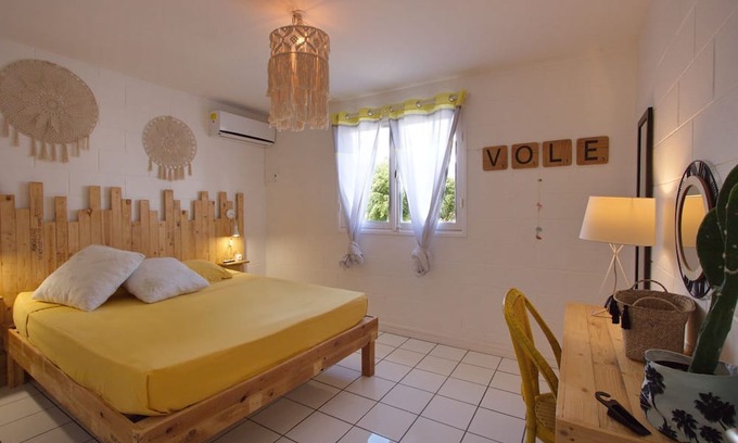 St Gilles-les-Bains House | Kaz Loukina, 2min from Roches Noires beach