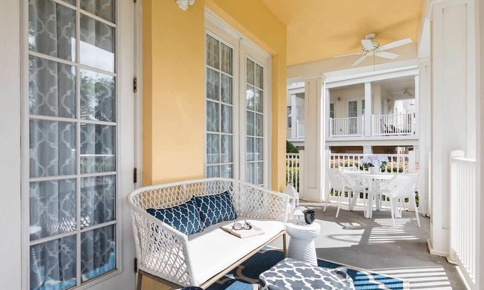 Reunion Condo | Elevated Condo With Wraparound Porch at Reunion