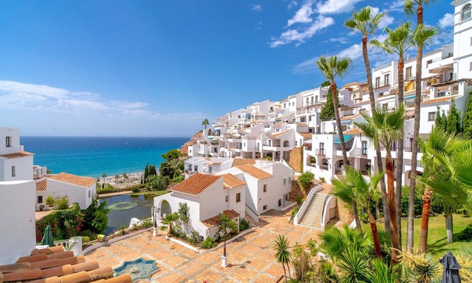 Chimenea Apartment | Capistrano Playa 715 by Casasol