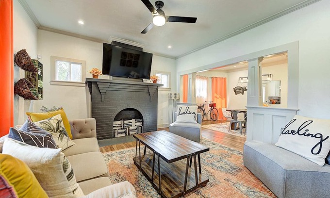 Central Oklahoma City House | Cottage Chic- Less than 5 mins to Plaza District