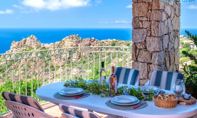Costa Paradiso House | Costa Paradiso villa with independent swimming pool and wonderful view for 6 people