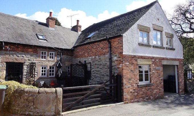 Hognaston Cottage | Station Cottage, a Stunning Cottage With A Wealth Of Character And Charm