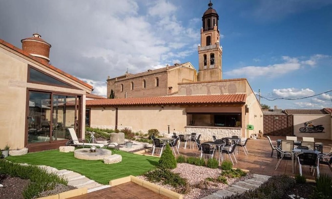 Villaverde de Medina Hotel | El Jaraíz De Don Marciano