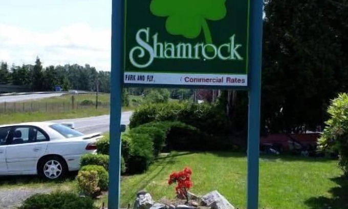 Bellingham Hotel | Shamrock Motel