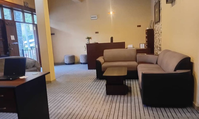 Ambagollapathana Hotel | Nat City