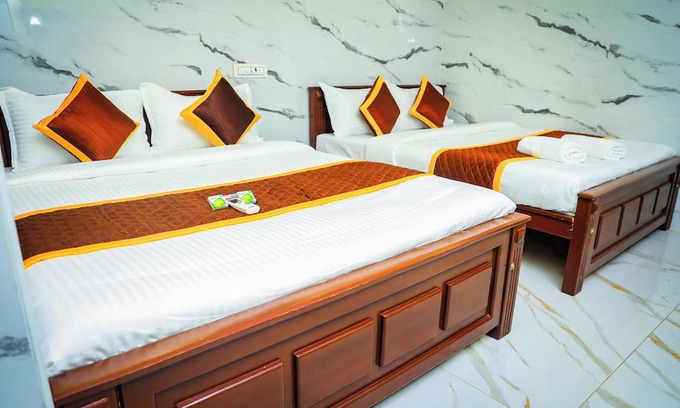 Sholinghur Hotel | RR RESIDENCY RANIPET