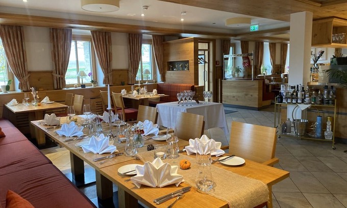 Untermunkheim Hotel | Landhotel Steigenhaus