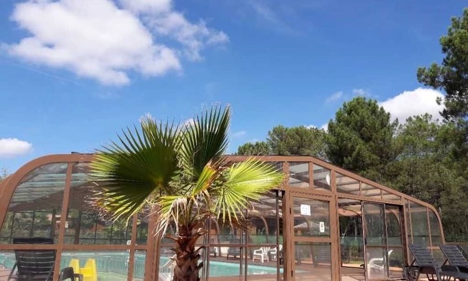 Saint-Michel-Escalus House | Camping 4 étoiles - Piscine - eebe0h
