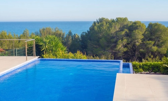 Comarruga Villa | Morrigan - Xeckin Holidays