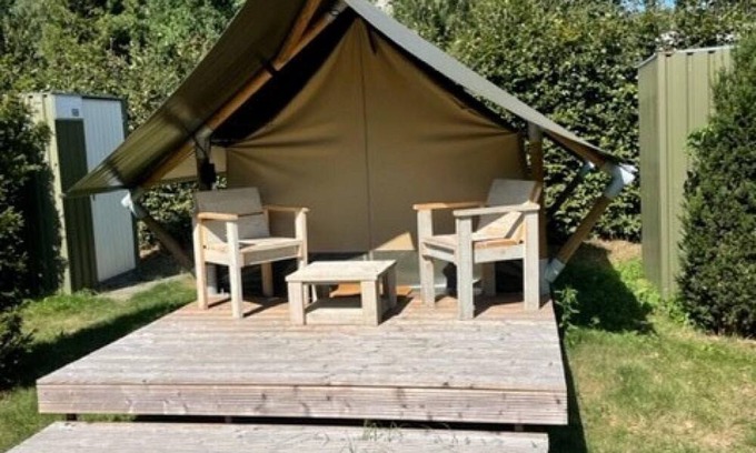 Lieren House | Enjoy a charming and comfortable stay in our cozy Safari Tent XS in the Veluwe.