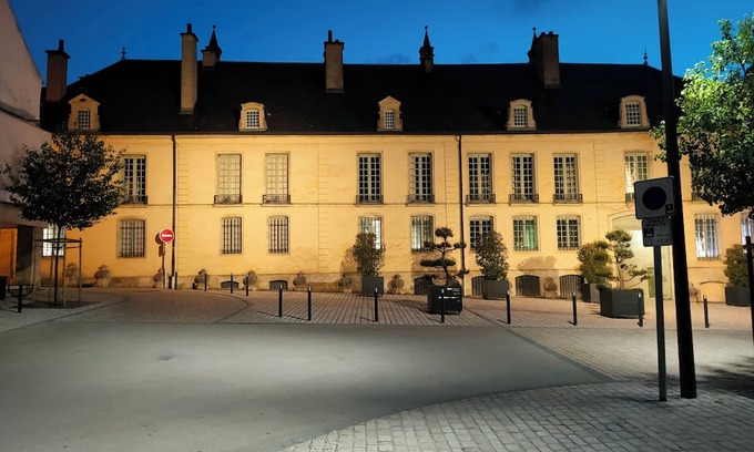 Montbard House | Gite la Buffonnière