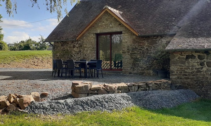 Parce-sur-Sarthe House | Maison Gite