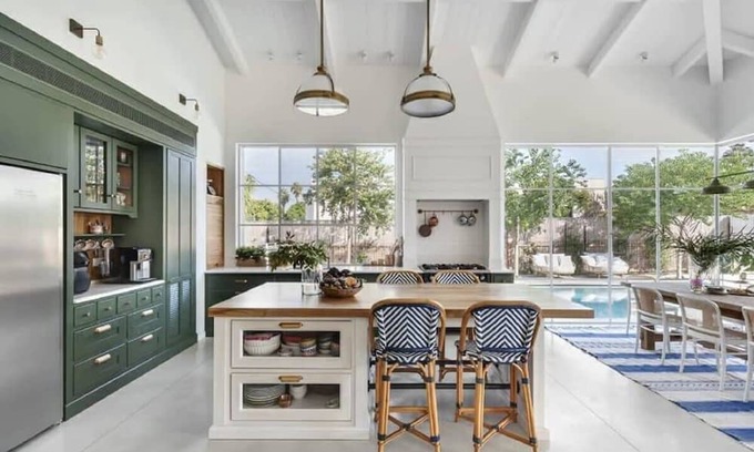 Binyamina-Giv'at Ada Villa | Luxe Villa with Fenced Heated Pool and Jacuzzi