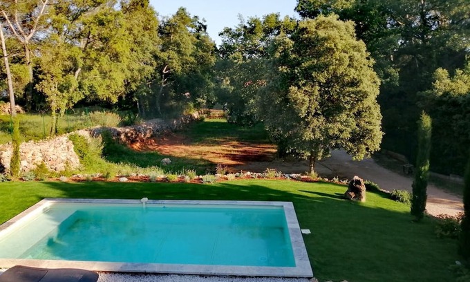 Flassans-sur-Issole House | Beautiful modern air-conditioned villa with pool accommodating up to 8 guests