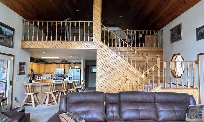 Garden Valley House | Unwind in our geothermal pool retreat! Frepit, horseshoe pits, sleeps 10, and WiFi.