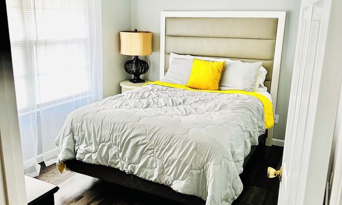 Cairo Apartment | Convenient two bedroom apartment in Cairo, Ga.