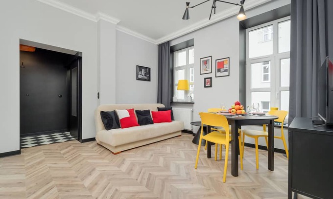 Lodz Apartment | Apartament Pełen Barw by Renters