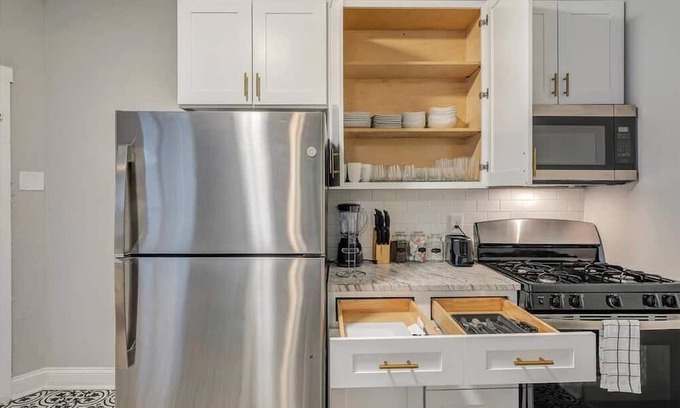 Tower Grove South House | Beautiful Tower Grove Unit, Recently Renovated 1N