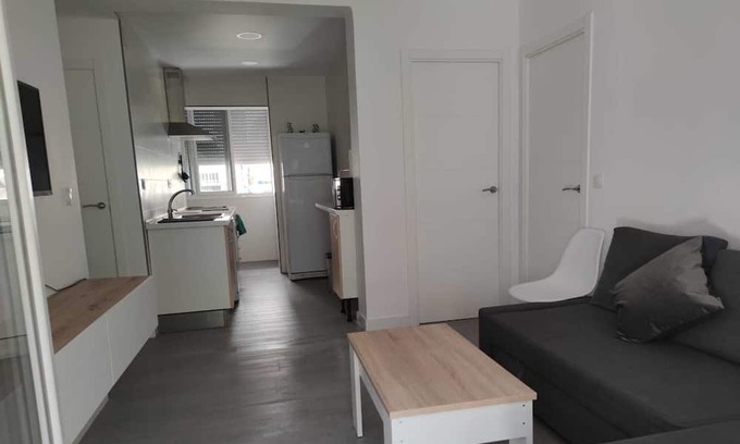 Huerta de Santa Teresa Apartment | La Zambra. Tranquilidad. Ubicacion con Todos los Servicios al Alcance