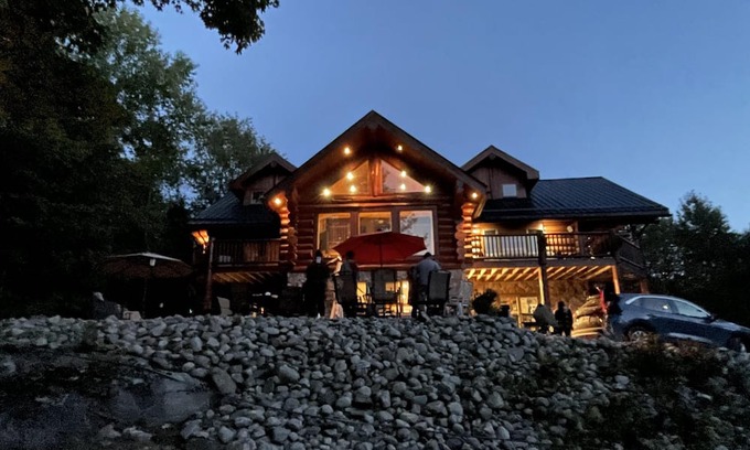 Eagle Lake Cottage | Your Ultimate Private Getaway