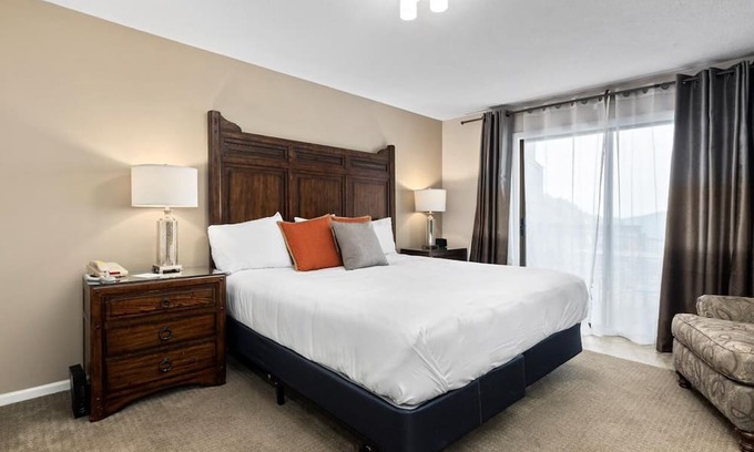 Wintergreen Condo | Timbers Studio 05 with Wintergreen Advantage