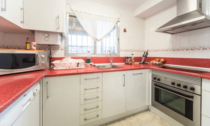 Lliria Ski Chalet | Charming Villa in Lliria w/ Private Pool & Garden