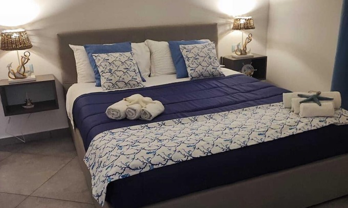 Cinisi Apartment | the Colors of Sicily