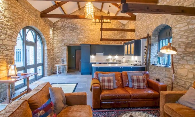 Fremington House | Pass the Keys | Beautiful historic 3 bedroom Cottage Free parking