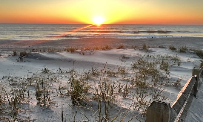 Ortley Beach Apartment | Family / pet friendly summer rental walking distance away from the beach and bay
