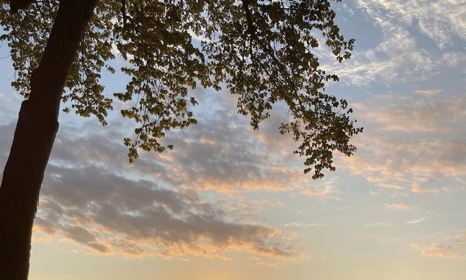 Appleton Cottage | Sunsets on Palisades...Waterfront cottage on the Fox River/LLBDM with dock!