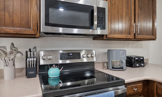 North Mountain House | 20 Minutes from Dowtown Phoenix