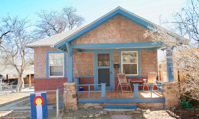 Lower Chautauqua Cottage | Location location location. Chautauqua Park/CU University/University Hills