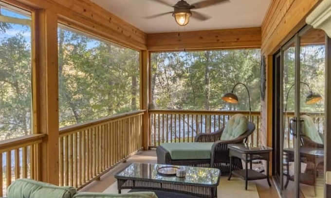 High Springs House | The River Deva - The Heart of High Springs