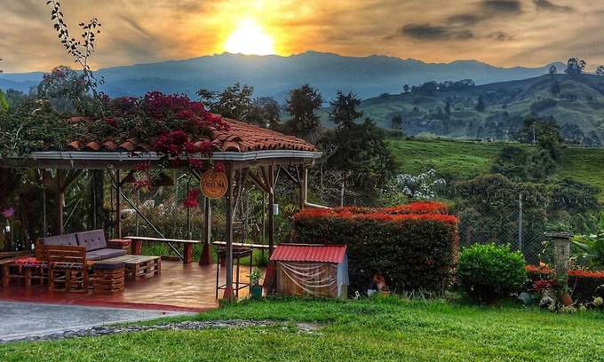 La Estrella Cottage | Casa Campestre , Sobre la vía a los Termales