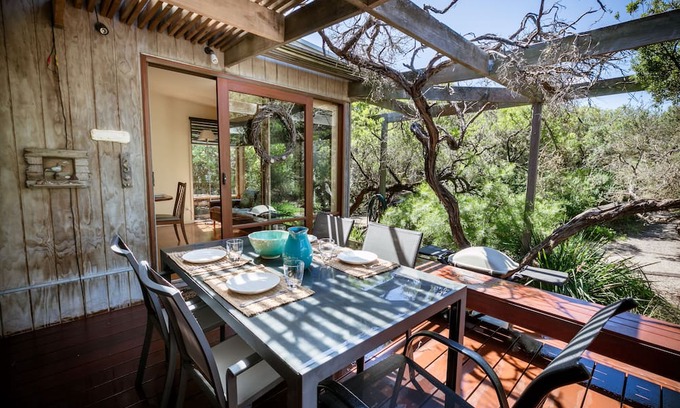 Bellarine Peninsula House | 100 Steps from Main Beach and Pet Friendly