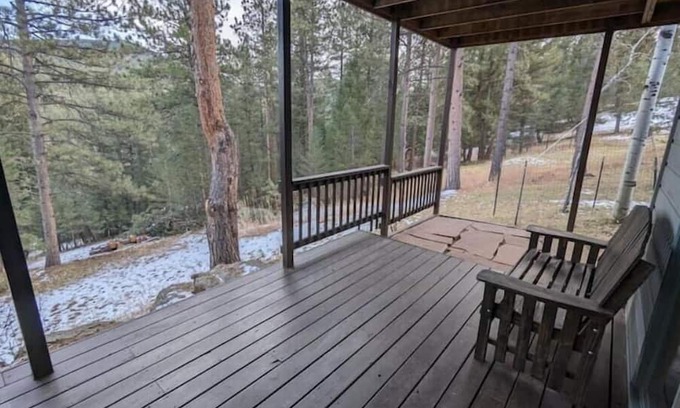 Evergreen Meadows Apartment | Park setting In-law Apartment