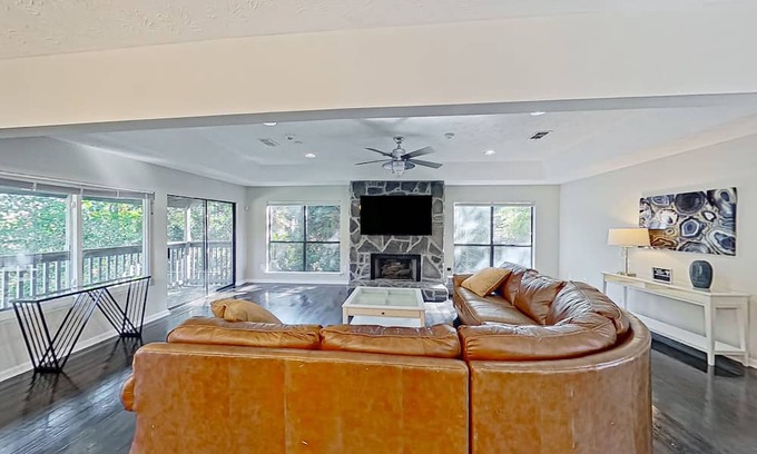 Gunter Afs House | Gorgeous pond view home with two porches, streaming, & W/D - great location