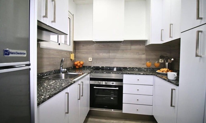 La Nova Esquerra de l'Eixample Apartment | Apartment in the center, ideal for temporary stays