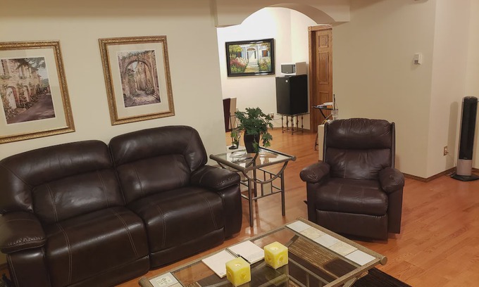 Chestermere Resort | PRIVATE 1 B/R Suite in Upscale former Chestermere Showhome . 4 MIN walk to Lake