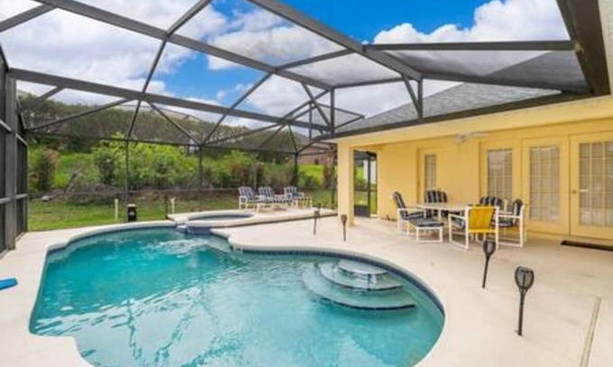 Tuscan Ridge Villa | Luxurious Relaxing Retreat with Private Pool & Spa