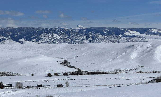 Big Sandy House | Hilltop Gem, , with amazing views of the wind River Mountain Range, Sleeps 8