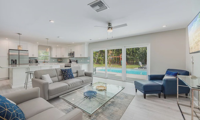 Seacoast Shores House | Beachside Private Pool/Yard Kid&Pet Friendly. 3 min from the Beach