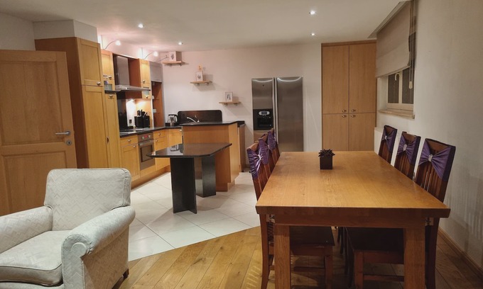 Neerpelt Apartment | super nice apartment with pool and sauna