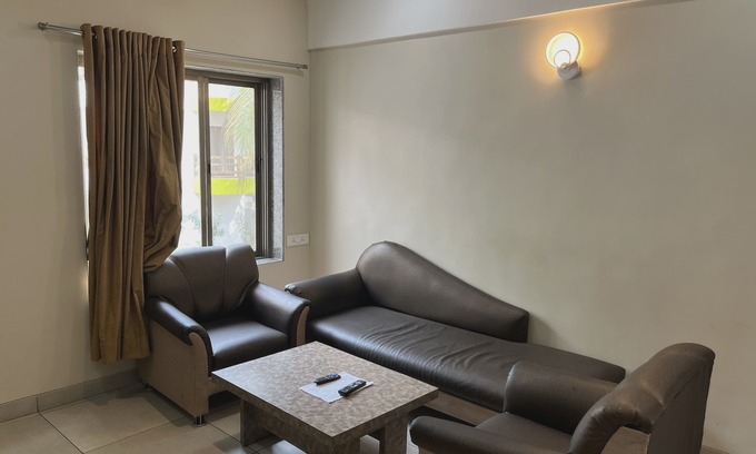 Tivarekar Wadi Hotel | Ruturaj Inn Alibag