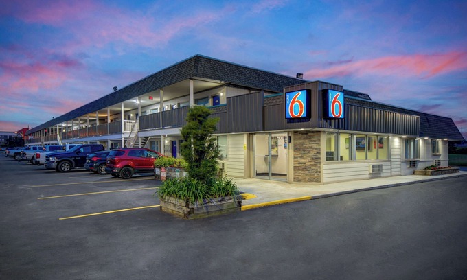 Lima Hotel | Motel 6-Lima, OH