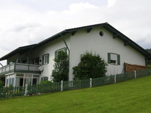 Hauzenberg House | Apartment in Hauzenberg With Private Terrace