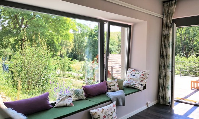 Mobisburg-Rhoda House | Charming house close to the city & yet in the countryside, with large terrace, garden, carport