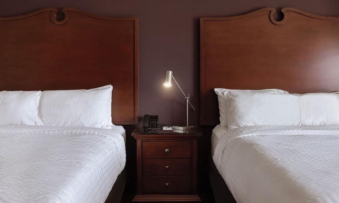 Parker Hotel | Parker Getaway | 1 Unit | Central Mainstreet Location
