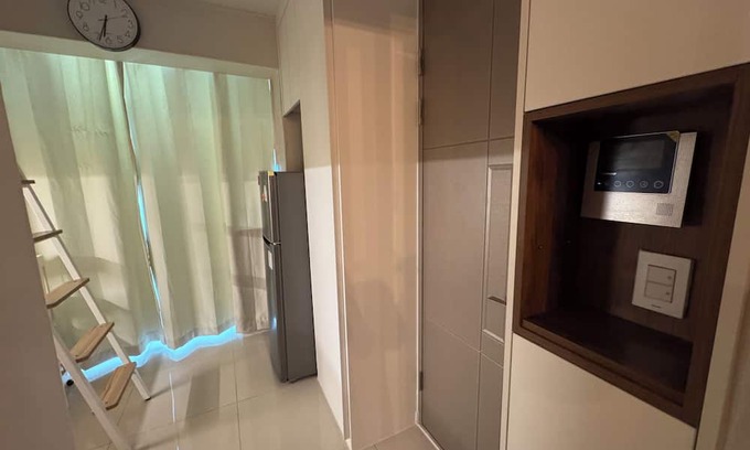 Seongsu Apartment | 일Atelier Seongsu Riverside Cherry Blossom Road Han River airport bus